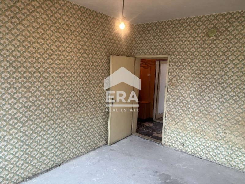 Продава 4-СТАЕН, гр. Варна, Център, снимка 11 - Aпартаменти - 48039629