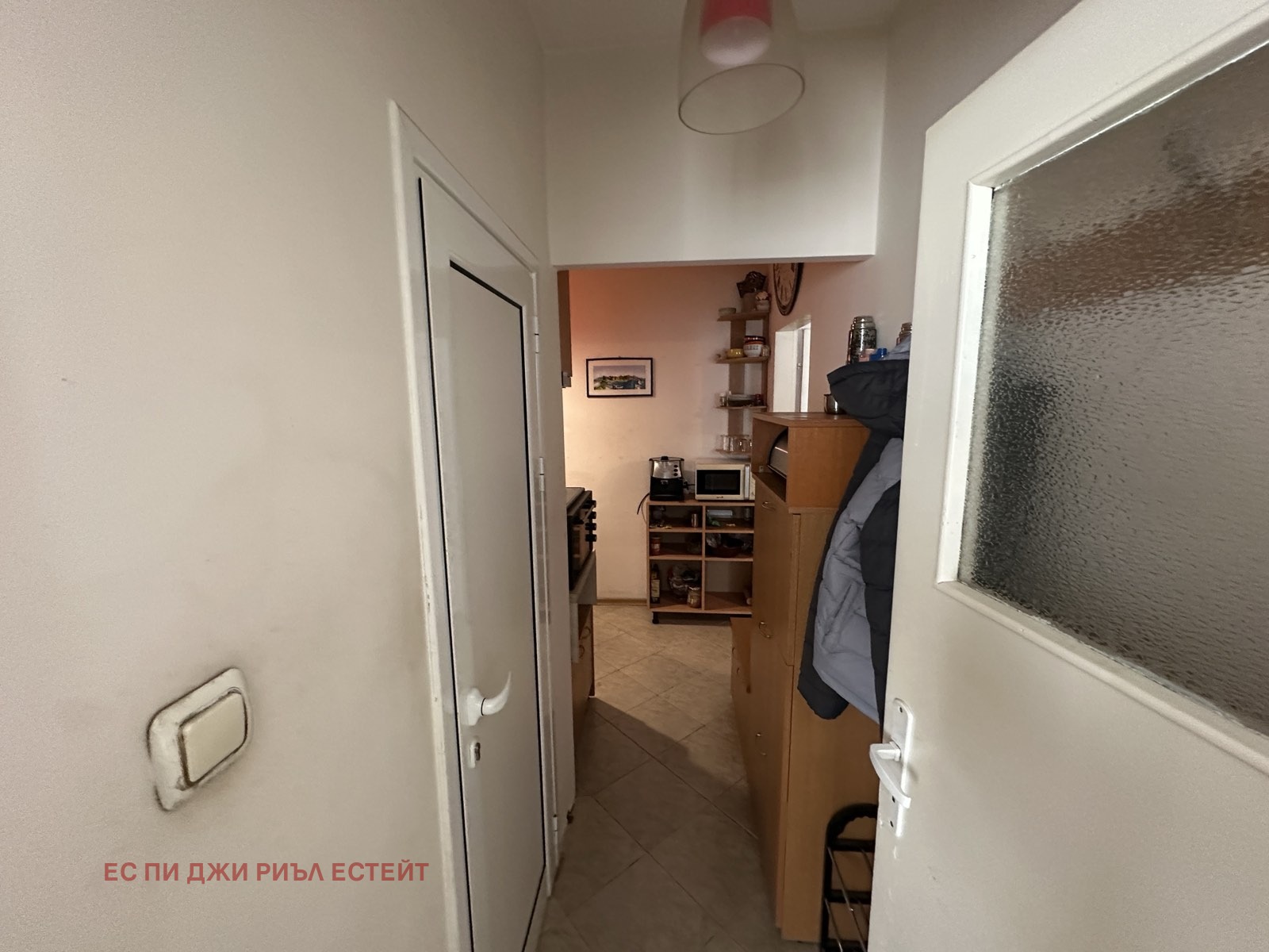 Продава 1-СТАЕН, гр. София, Люлин 6, снимка 7 - Апартаменти - 54135742