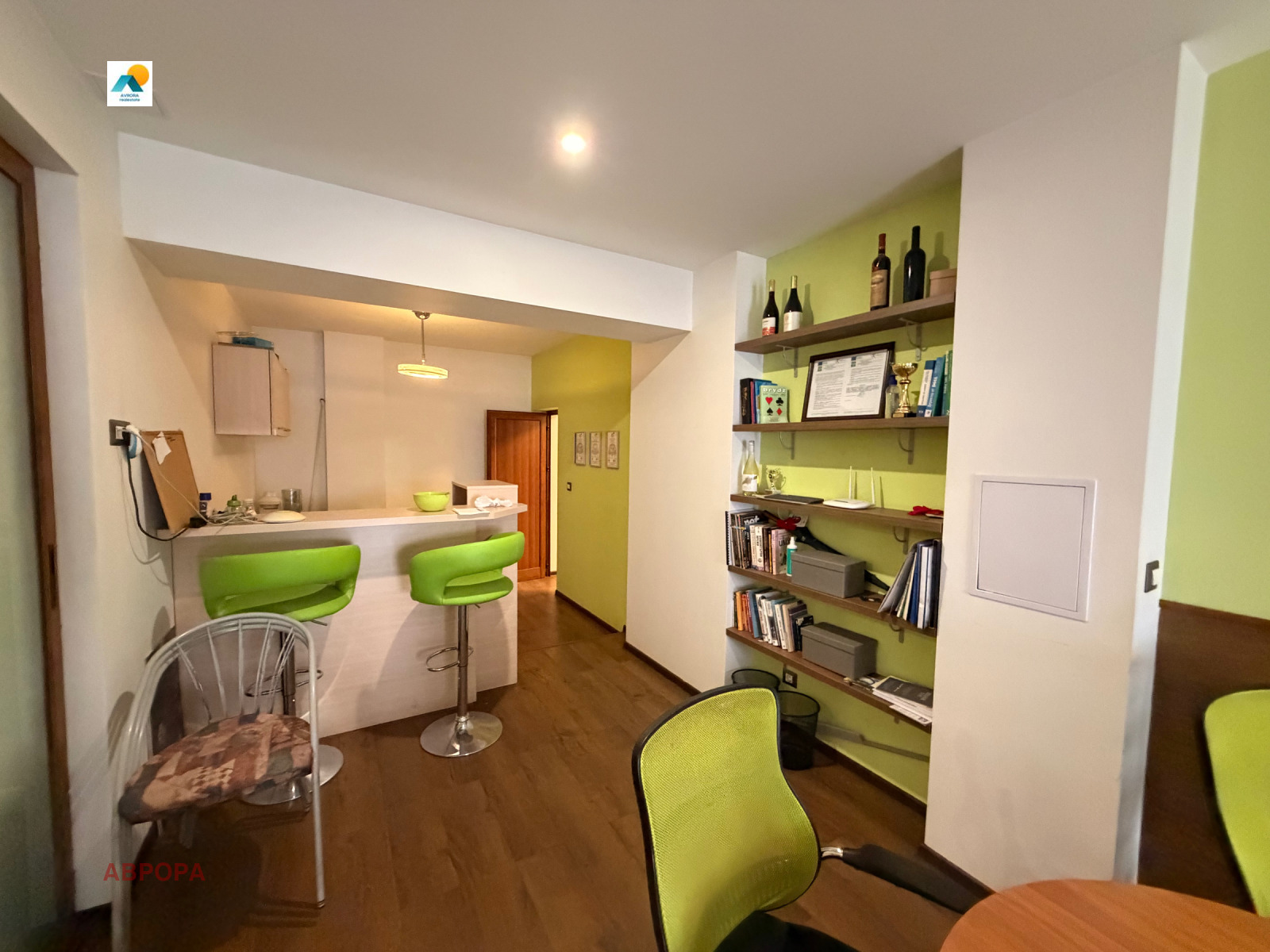 Продава ОФИС, гр. София, Център, снимка 2 - Офиси - 53823311