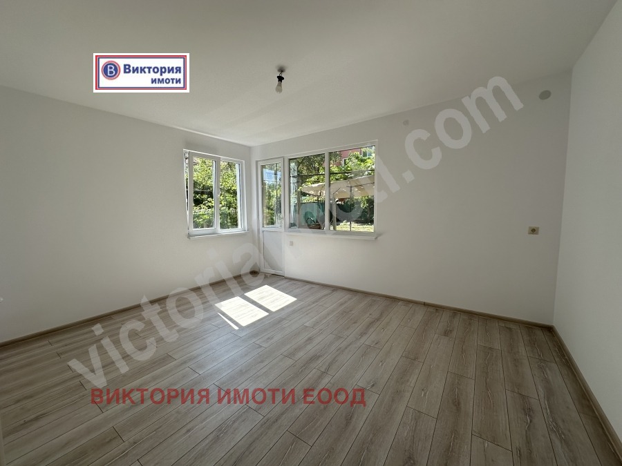 Продава КЪЩА, гр. Горна Оряховица, област Велико Търново, снимка 2 - Къщи - 51048231