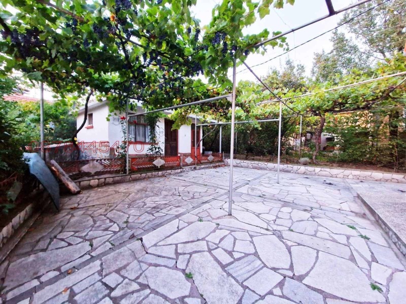 Продава ЕТАЖ ОТ КЪЩА, гр. Пещера, област Пазарджик, снимка 7 - Етаж от къща - 53284865