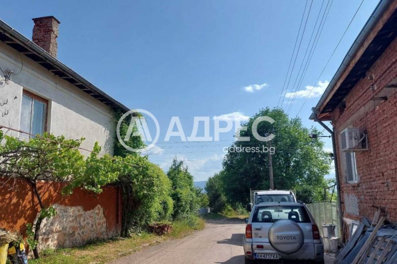 Продава КЪЩА, с. Горна Гращица, област Кюстендил, снимка 3 - Къщи - 52403195