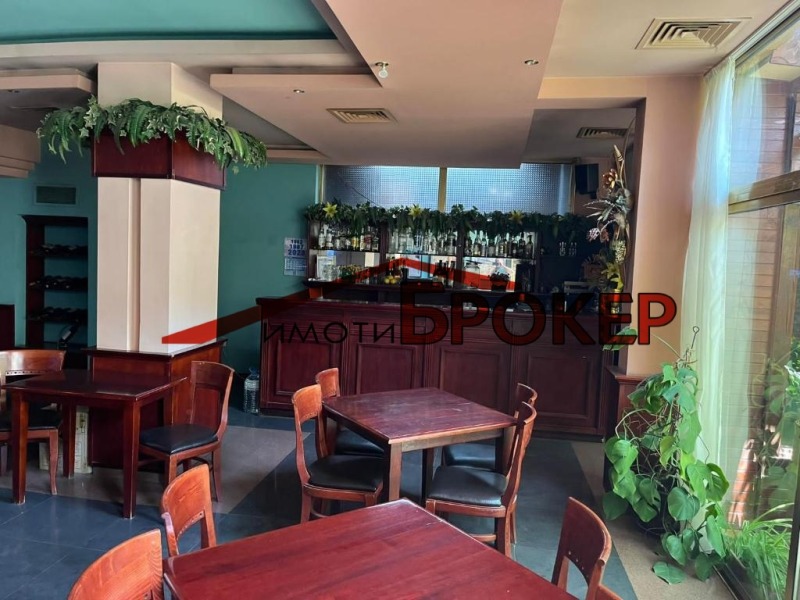 Продава  Хотел град Сливен , Център , 796 кв.м | 55134538 - изображение [5]