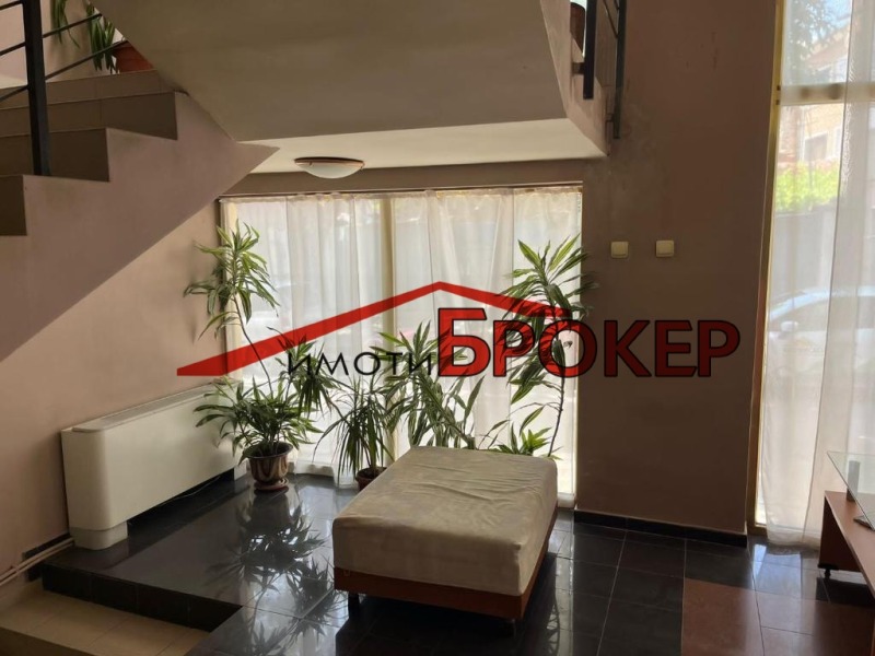 Продава  Хотел град Сливен , Център , 796 кв.м | 55134538 - изображение [4]