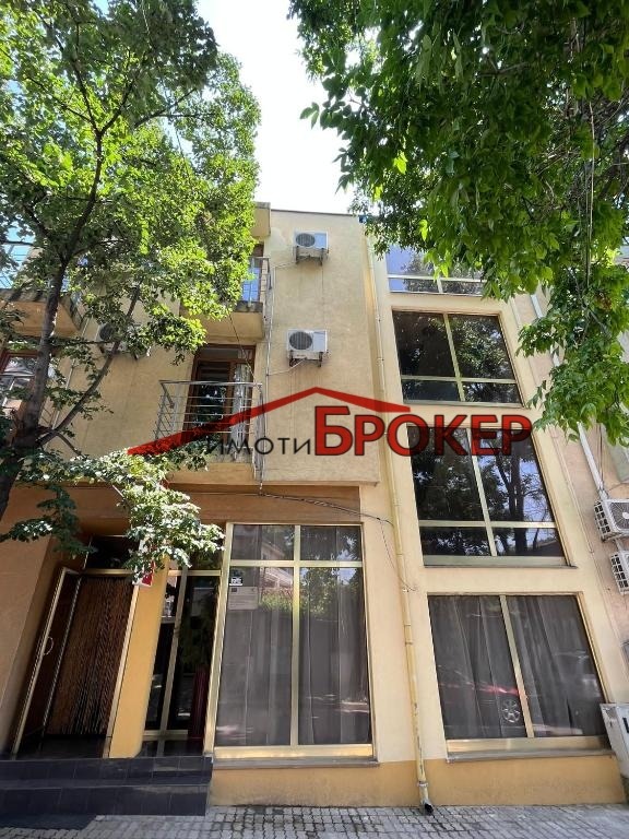 Продава  Хотел, град Сливен, Център • 1 000 000 EUR • ID 40655710 — holmes.bg - [1] 