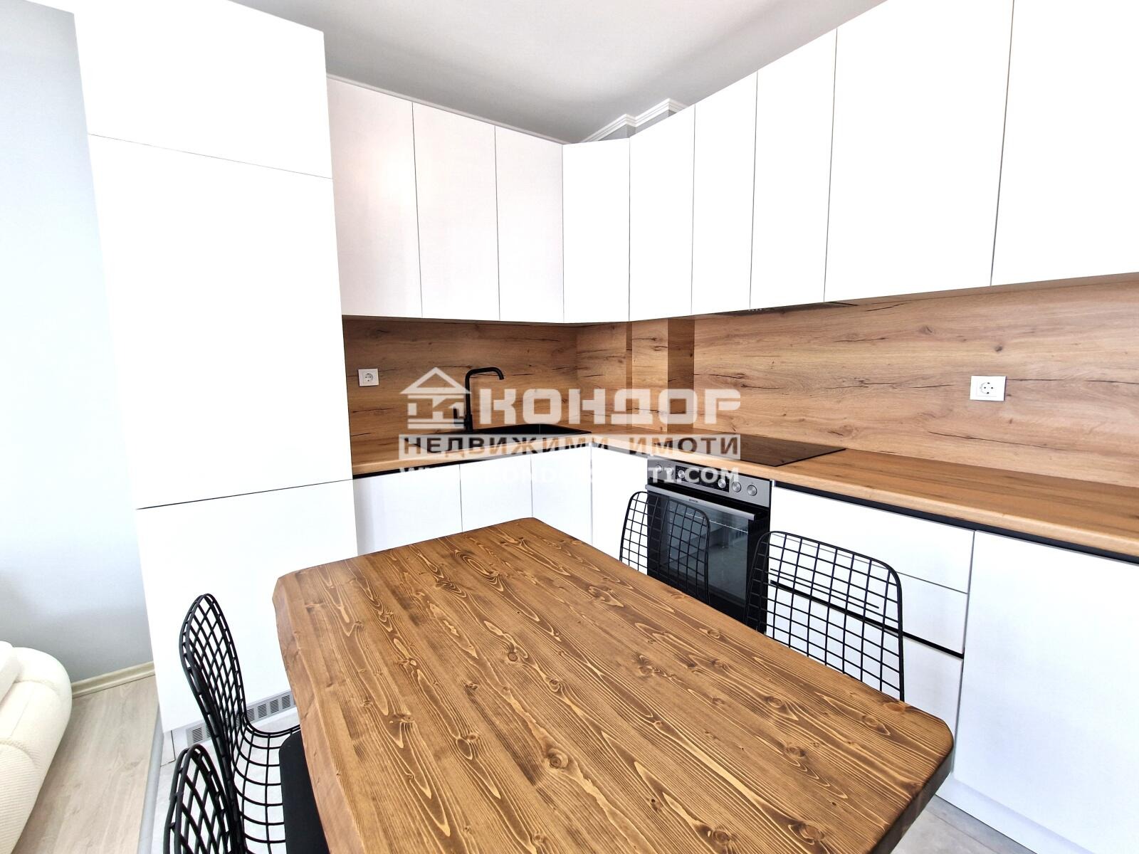 Продава 2-СТАЕН, гр. Пловдив, Кючук Париж, снимка 3 - Апартаменти - 54536307
