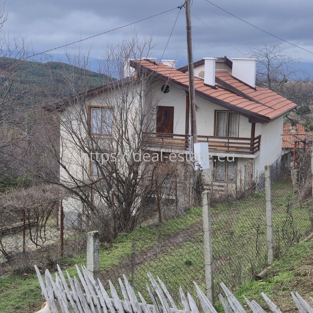 Продава КЪЩА, с. Горно Хърсово, област Благоевград, снимка 3 - Къщи - 53871080