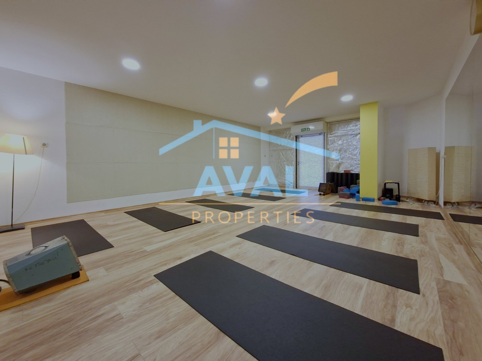 Продава МАГАЗИН, гр. София, Лозенец, снимка 2 - Магазини - 54225341