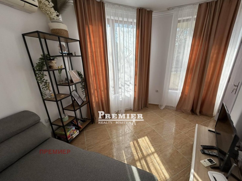 Till salu  2 sovrum region Burgas , Sveti Vlas , 94 kvm | 38219093 - bild [8]