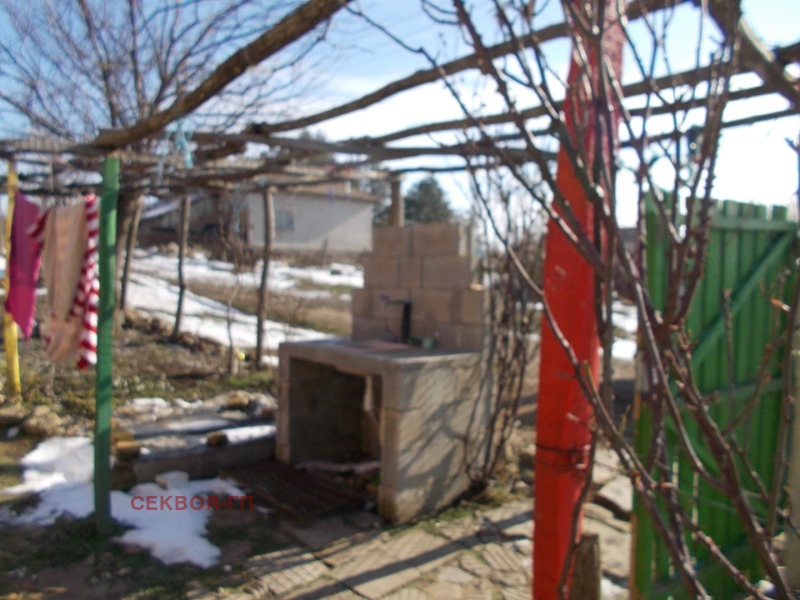Na prodej  Dům oblast Dobrich , Severci , 78 m2 | 70236641 - obraz [14]