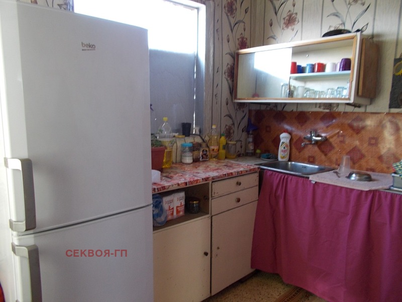 Na prodej  Dům oblast Dobrich , Severci , 78 m2 | 70236641 - obraz [4]