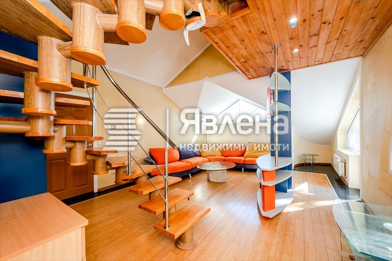 Till salu  Hus Sofia , v.z.Kinocentara , 556 kvm | 79850872 - bild [13]