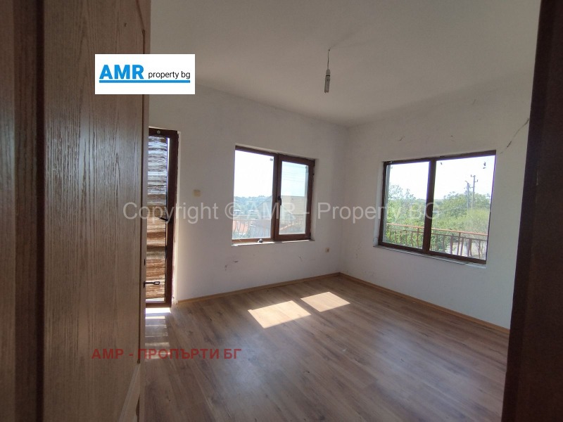 Продава КЪЩА, гр. Бяла, област Варна, снимка 14 - Къщи - 52635732