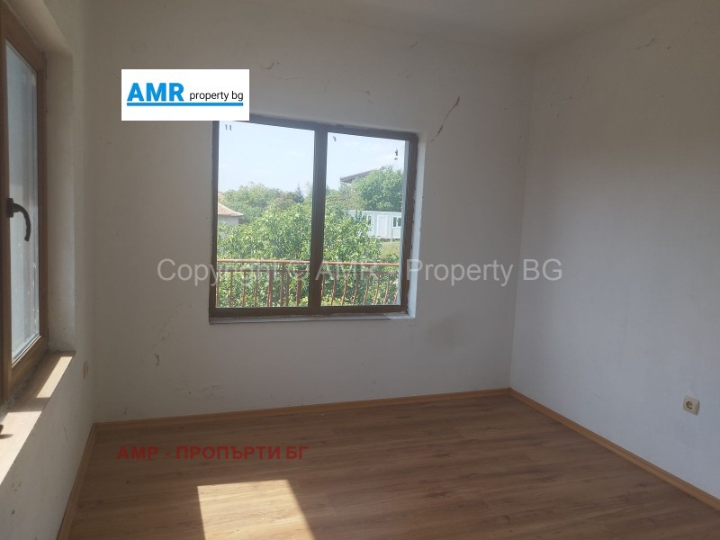 Продава КЪЩА, гр. Бяла, област Варна, снимка 11 - Къщи - 52635732
