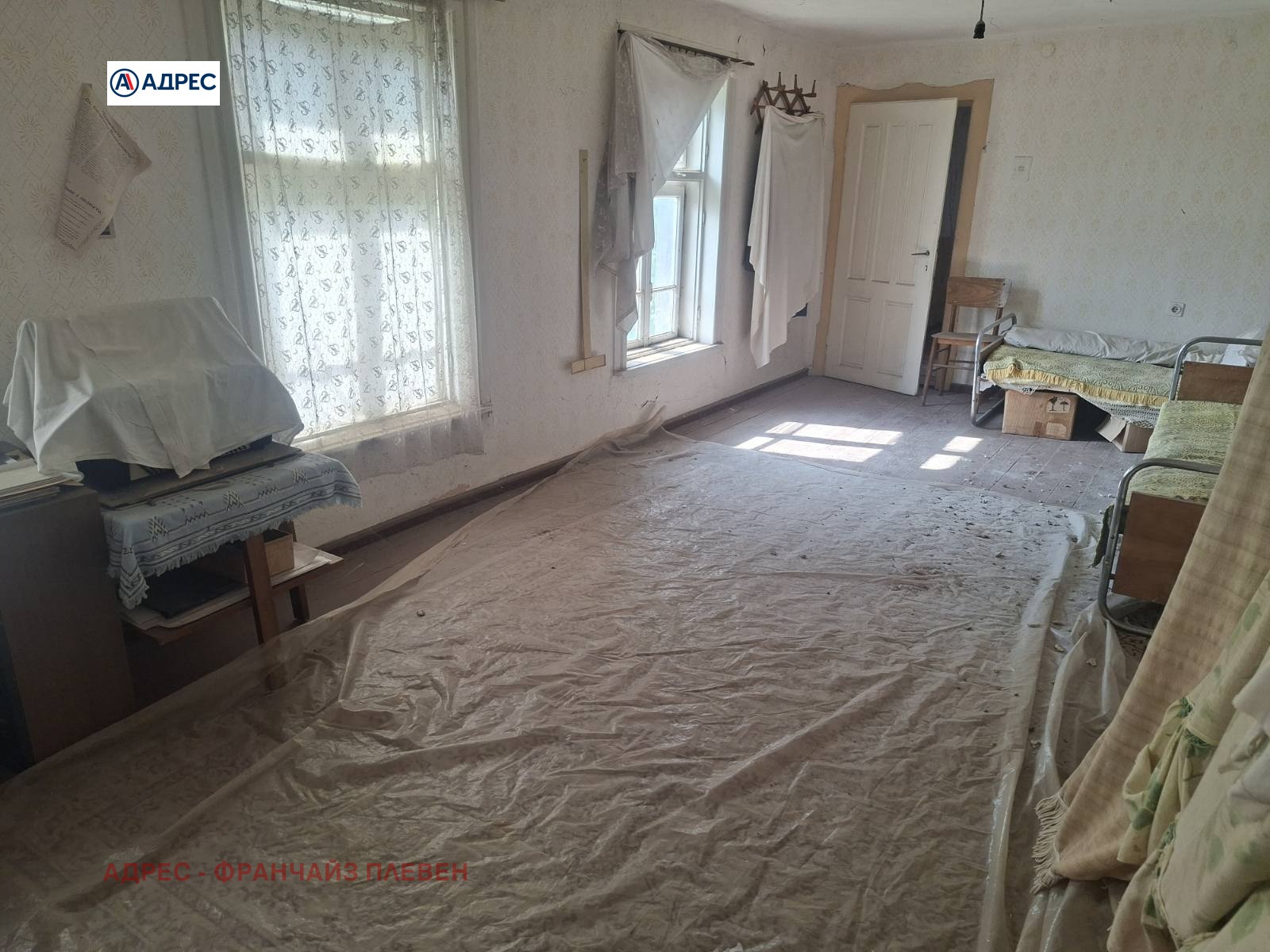 Продава КЪЩА, с. Горни Дъбник, област Плевен, снимка 9 - Къщи - 55374865