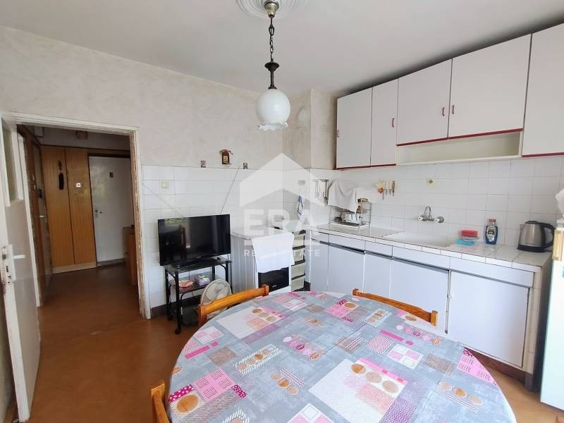 Продава 3-СТАЕН, гр. Кърджали, Възрожденци, снимка 2 - Апартаменти - 55135131