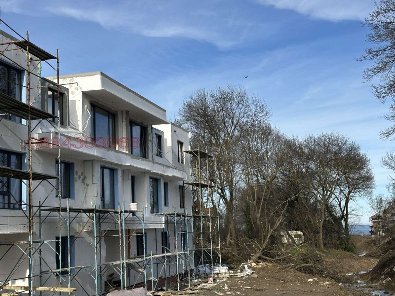 Продава 2-СТАЕН, с. Лозенец, област Бургас