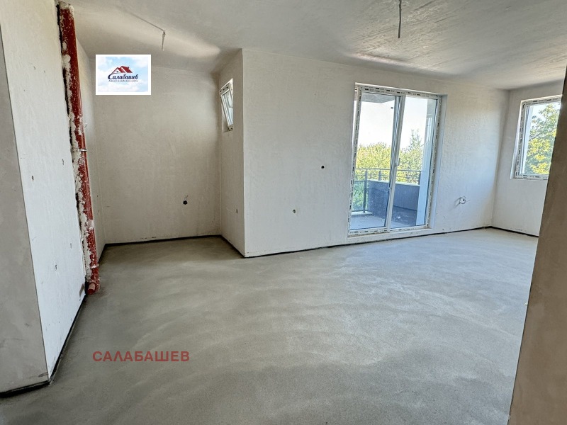 Te koop  2 slaapkamers Pazardzjik , Ustrem , 106 m² | 85556845