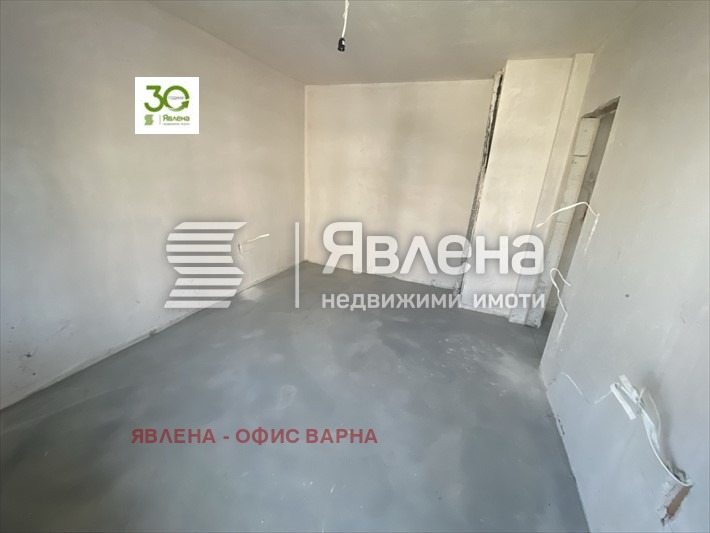 Продава 3-СТАЕН, гр. Варна, Централна поща, снимка 3 - Aпартаменти - 47146013