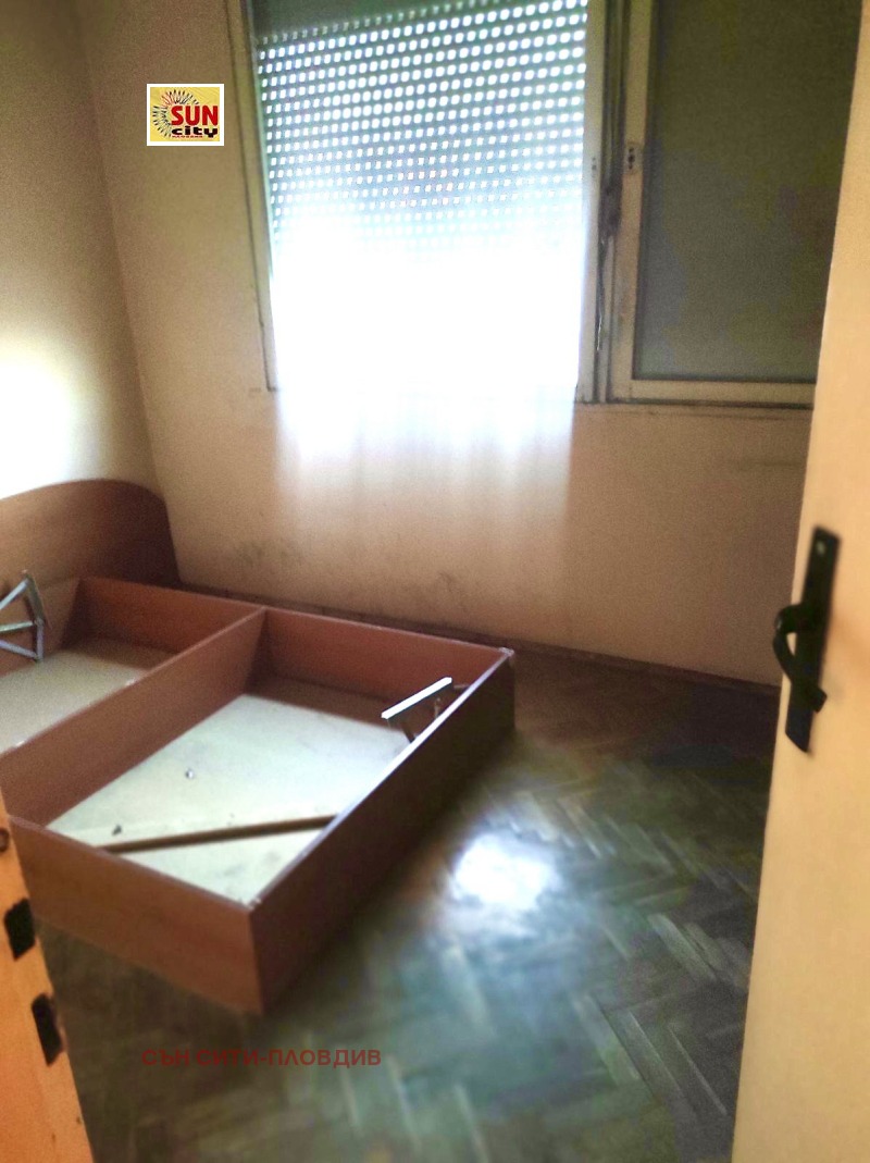 Eladó  2 hálószobás Plovdiv , Kjucsuk Parizs , 67 négyzetméter | 32657242 - kép [2]