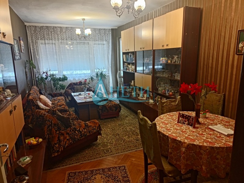 Eladó  2 hálószobás Sofia , Druzsba 1 , 107 négyzetméter | 98996692 - kép [2]