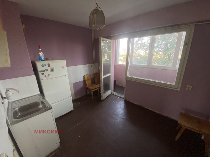 Продава  3-стаен град Русе , Родина 2 , 80 кв.м | 47305115 - изображение [9]