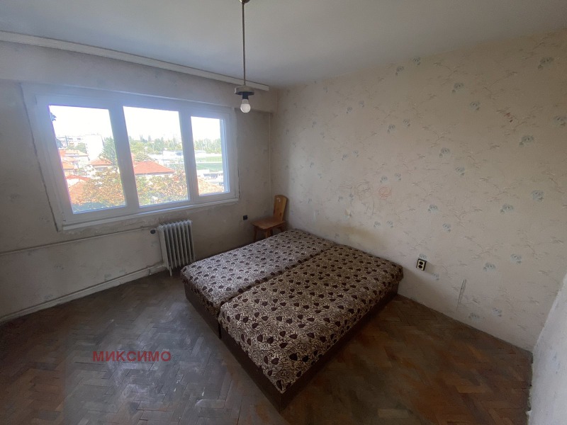 Продава  3-стаен град Русе , Родина 2 , 80 кв.м | 47305115 - изображение [8]
