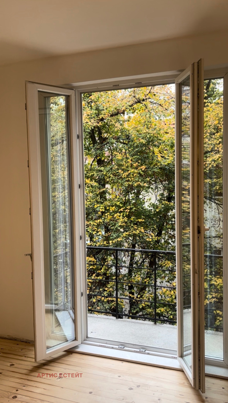 Продава 3-СТАЕН, гр. София, Център