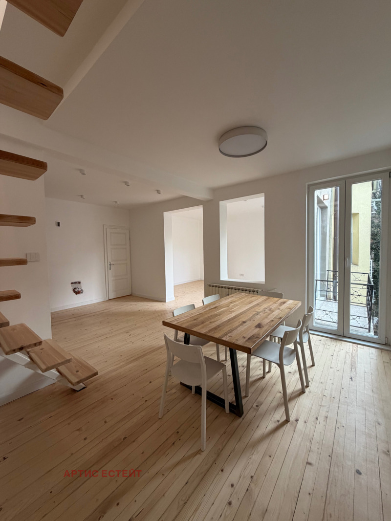 Продава 3-СТАЕН, гр. София, Център