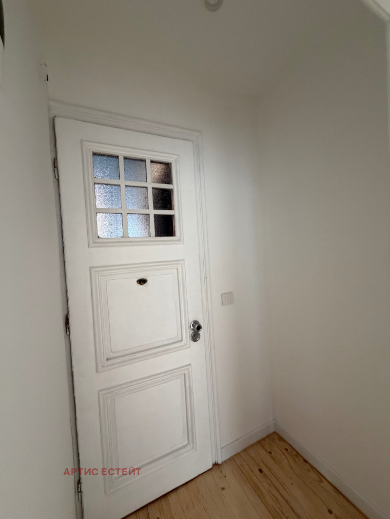 Продава 3-СТАЕН, гр. София, Център, снимка 11 - Апартаменти - 52890419