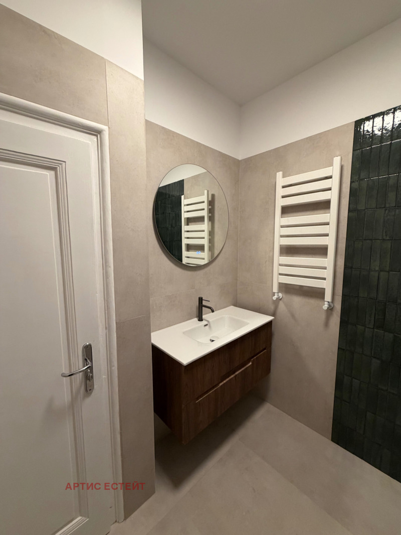 Продава 3-СТАЕН, гр. София, Център, снимка 15 - Апартаменти - 52890419