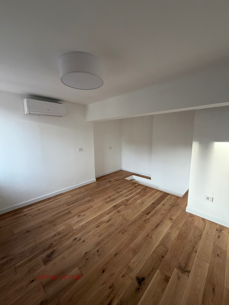 Продава 3-СТАЕН, гр. София, Център, снимка 4 - Апартаменти - 52890419