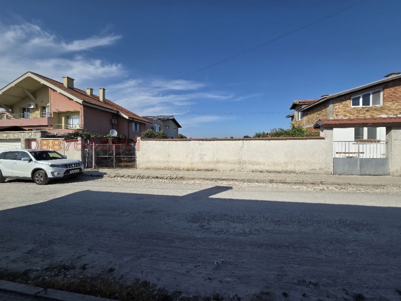 Продава  Парцел област Пловдив , с. Калековец , 789 кв.м | 27860004