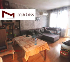 1 chambre Kolhozen pazar, Varna 6