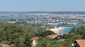 Hus m-t Zelenika, Varna