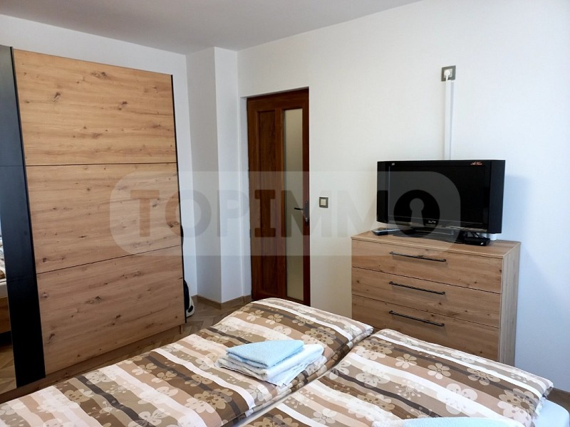 Na prodej  2 ložnice Varna , Ljatno kino Trakija , 110 m2 | 37650308 - obraz [12]