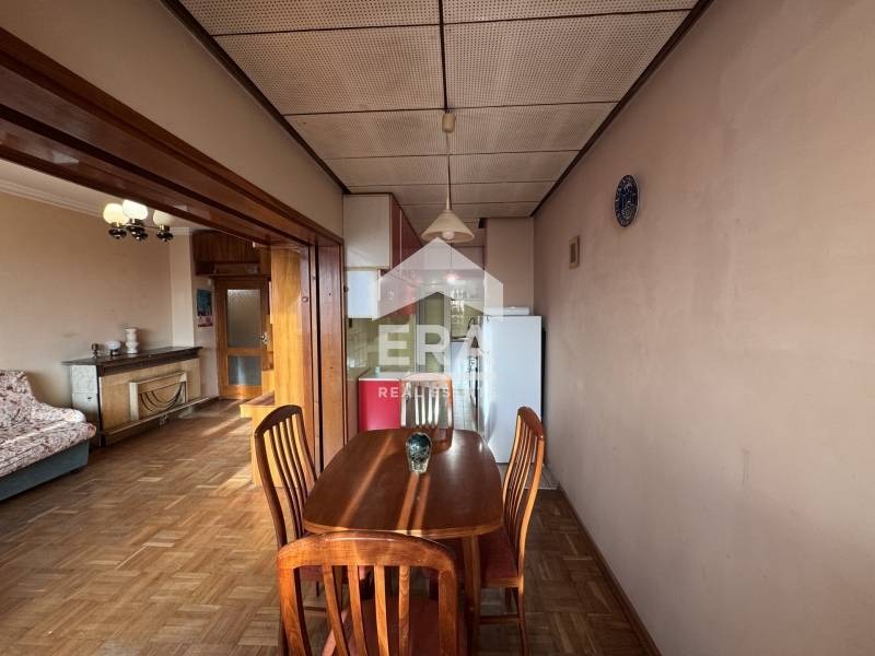 Продава 3-СТАЕН, гр. Варна, Окръжна болница-Генерали, снимка 4 - Апартаменти - 52520816