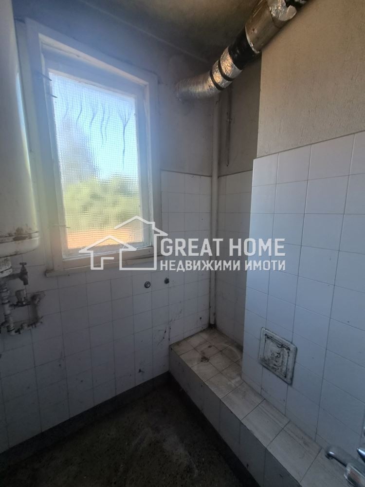 Продава 4-СТАЕН, гр. Търговище, Боровец, снимка 7 - Апартаменти - 56029279