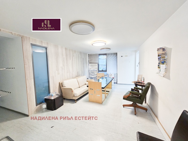 Na prodej  Kancelář Sofia , Manastirski livadi , 76 m2 | 48597801