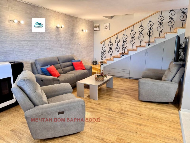 Myytävänä  Talo Dobrichin alue , k.k. Albena , 200 neliömetriä | 41250912 - kuva [2]
