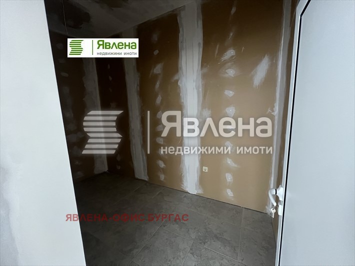 Продава МАГАЗИН, гр. Бургас, област Бургас, снимка 5 - Магазини - 48913680