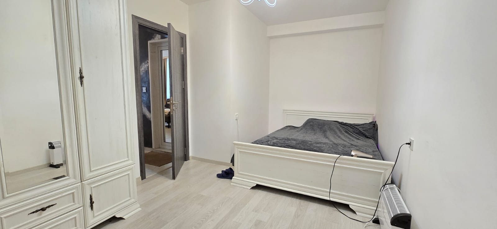 Продава 3-СТАЕН, гр. Шумен, Център, снимка 3 - Апартаменти - 53602425