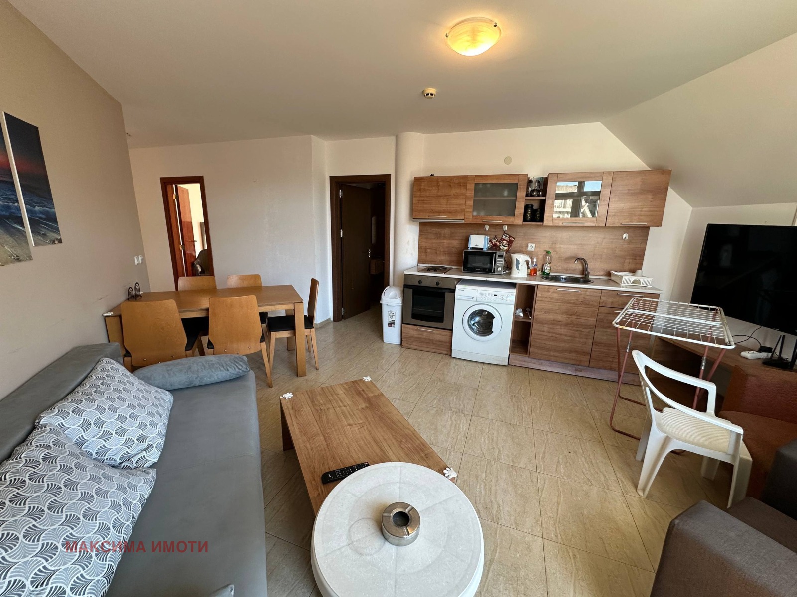 Продава МНОГОСТАЕН, к.к. Слънчев бряг, област Бургас, снимка 2 - Апартаменти - 53744171