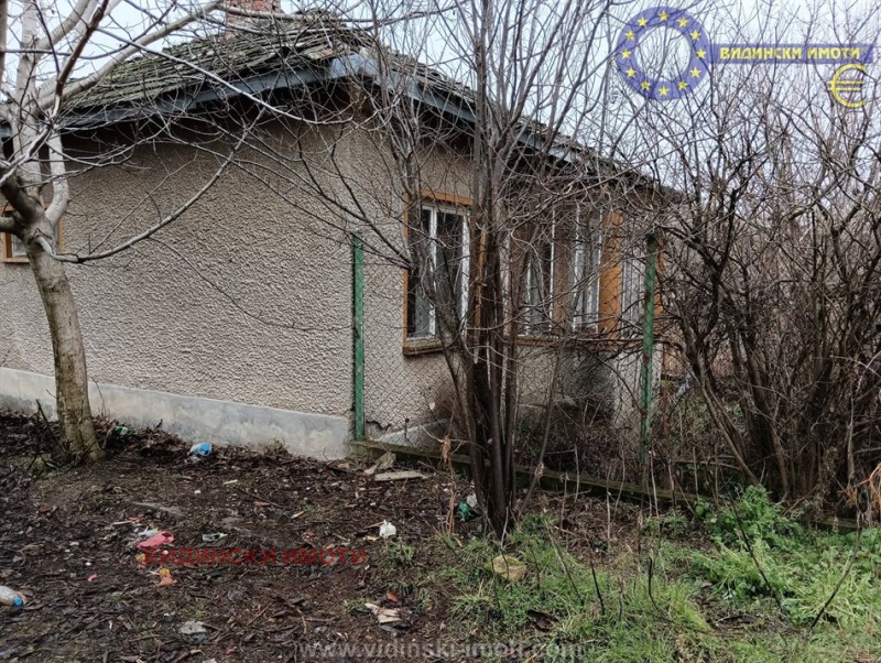 Продава КЪЩА, с. Кошава, област Видин, снимка 2 - Къщи - 53522350