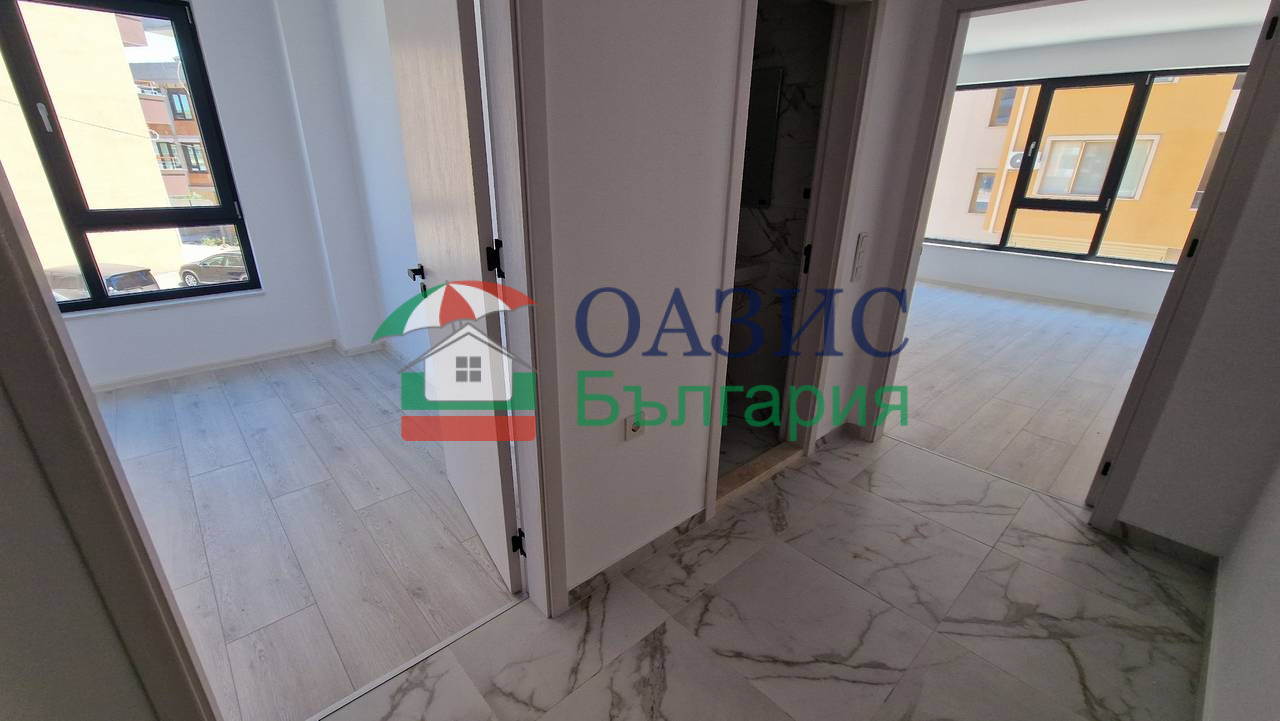 Продава 2-СТАЕН, гр. Поморие, област Бургас, снимка 2 - Апартаменти - 55105551