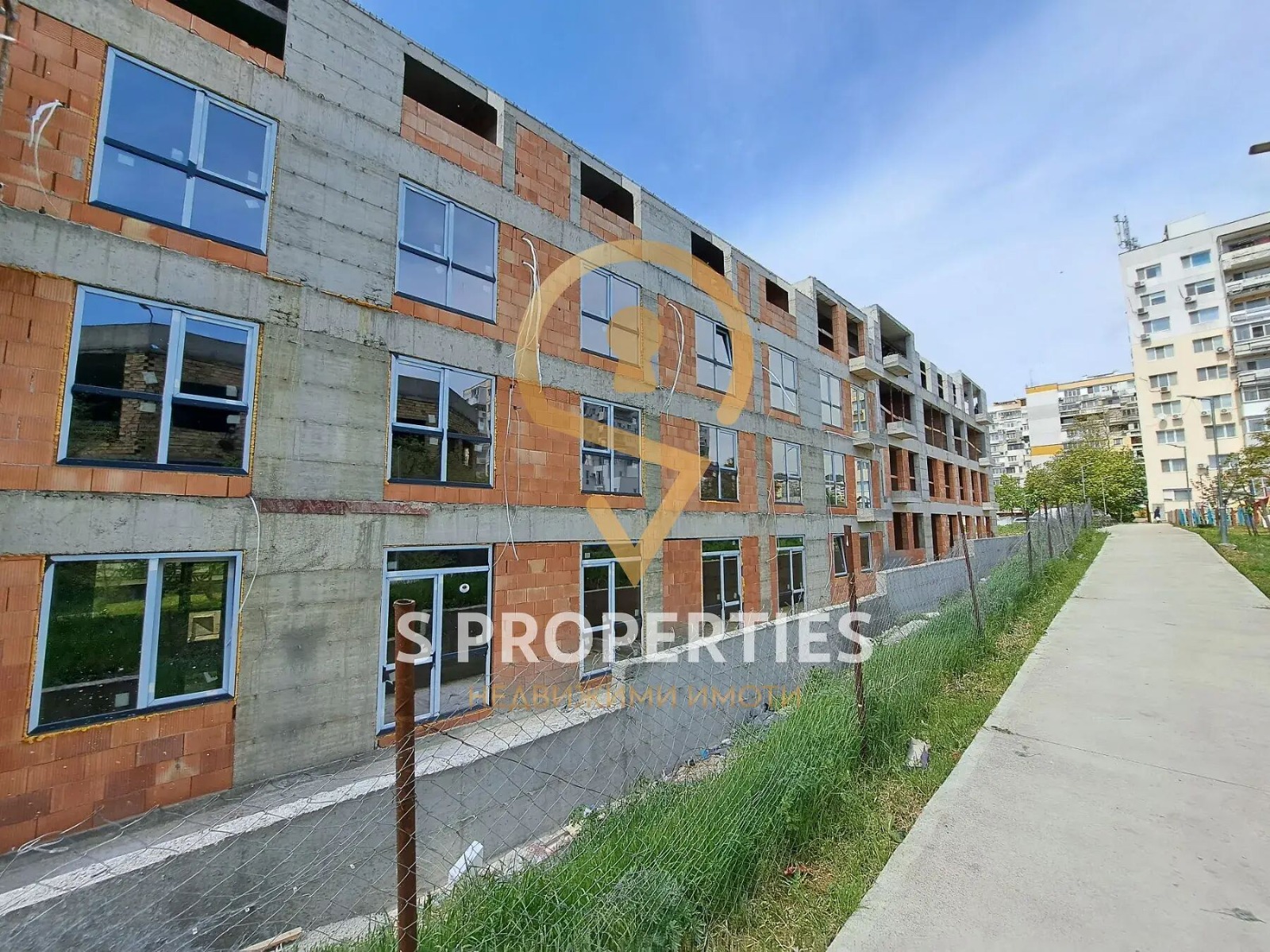 Продава 3-СТАЕН, гр. Варна, Кайсиева градина