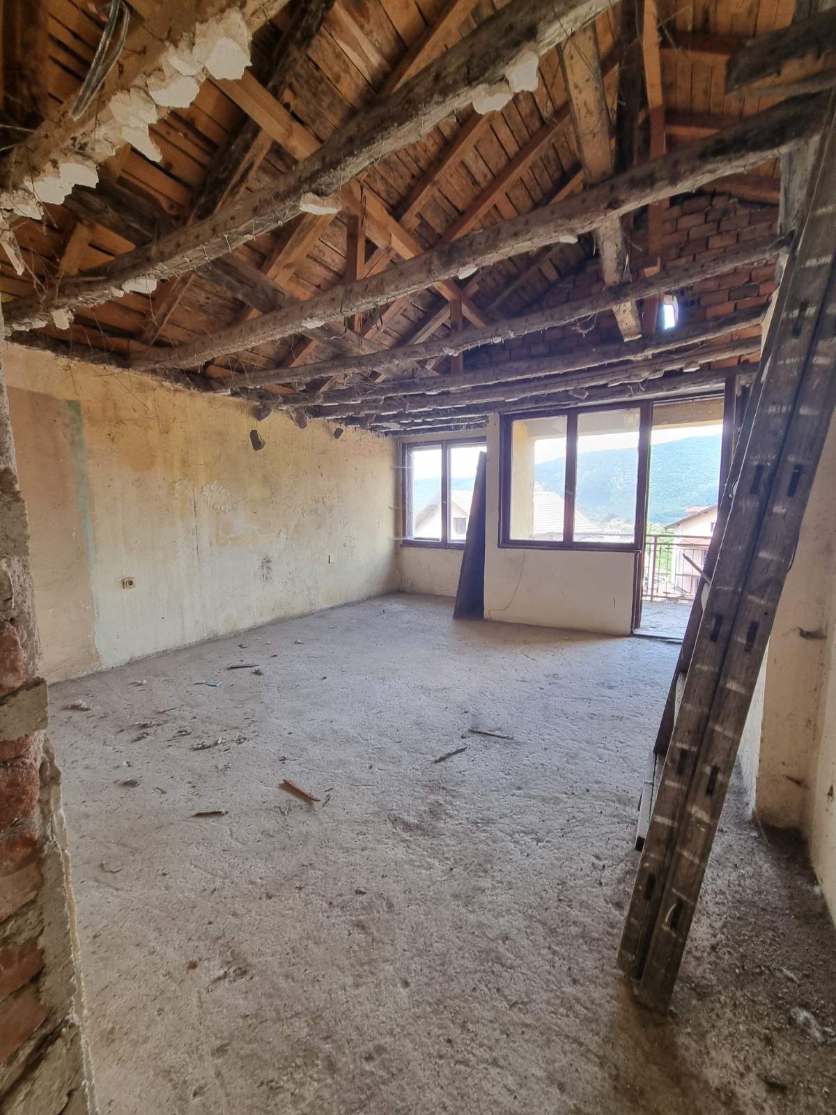 Продава ЕТАЖ ОТ КЪЩА | Imot.bg — изображение 2