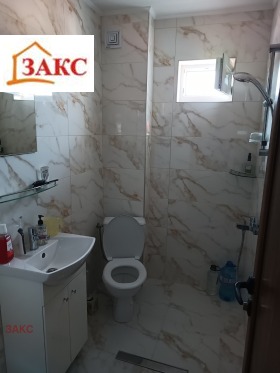 Mais de 3 quartos Vazrojdenci, Kardjali 8