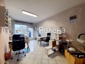 Comprar Cveten kvartal, Varna 3