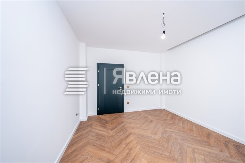 Продава 3-СТАЕН, гр. София, Център, снимка 6 - Апартаменти - 53979734